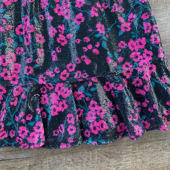 NWT WAYF Black Off the Shoulder Sequin Dress - Picture 4 of 8